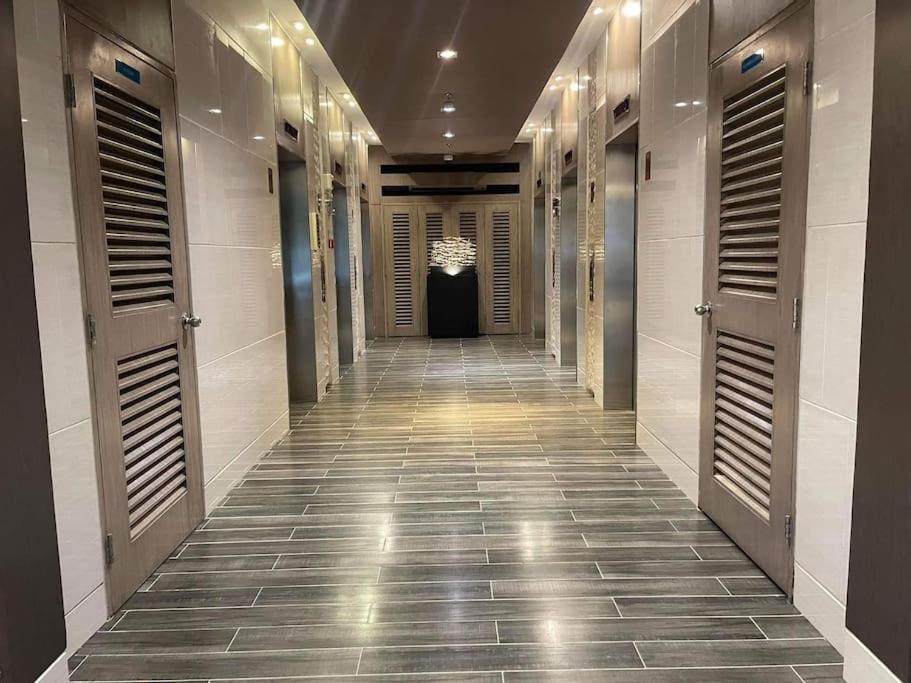 Shore 1 & 3 Residences Moa 1Br With Balcony By Darpm Manila Ngoại thất bức ảnh