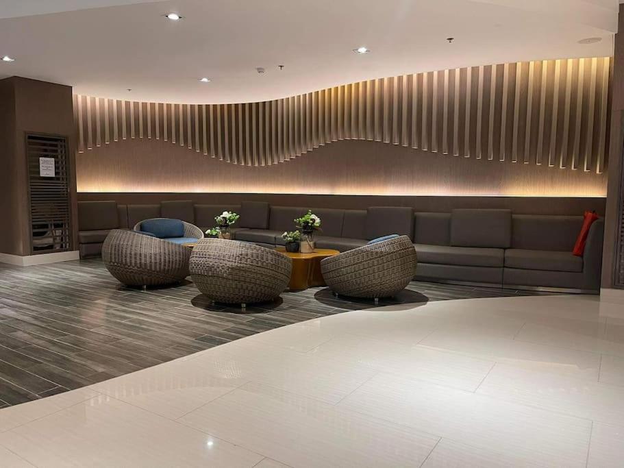 Shore 1 & 3 Residences Moa 1Br With Balcony By Darpm Manila Ngoại thất bức ảnh