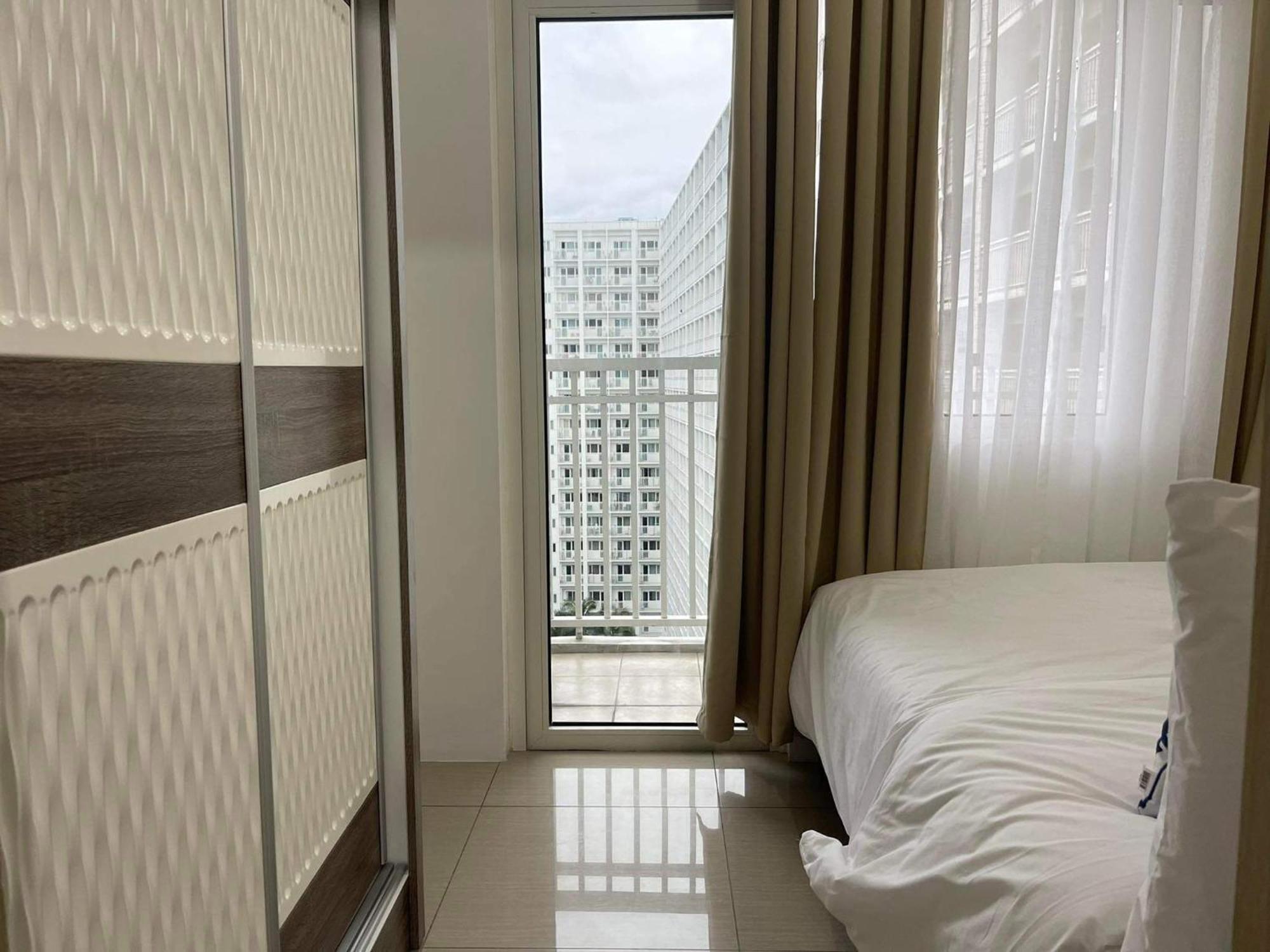 Shore 1 & 3 Residences Moa 1Br With Balcony By Darpm Manila Ngoại thất bức ảnh