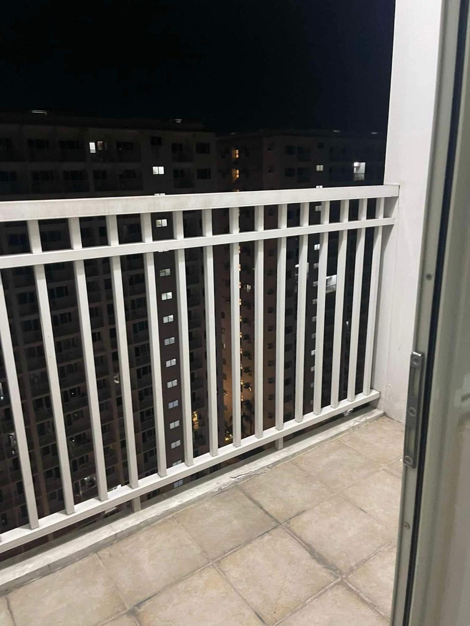 Shore 1 & 3 Residences Moa 1Br With Balcony By Darpm Manila Ngoại thất bức ảnh