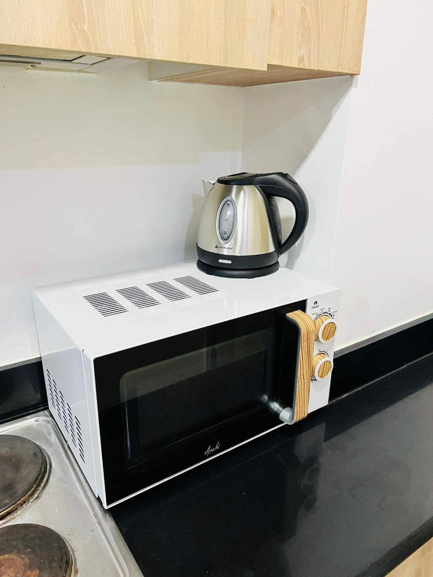 Shore 1 & 3 Residences Moa 1Br With Balcony By Darpm Manila Ngoại thất bức ảnh